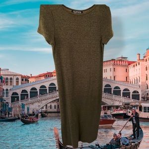 All that Jazzy long dress length 51 from shoulder. Side slit